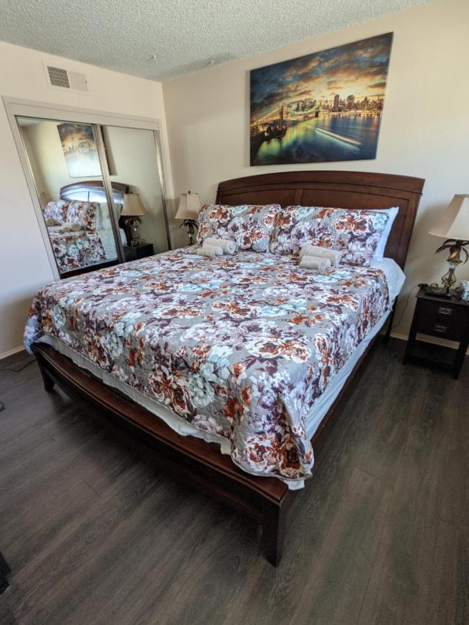 Vacation Home 3.5 Mi To Strip/Dt/Outlt Up To 8 Gst Las Vegas Exterior photo